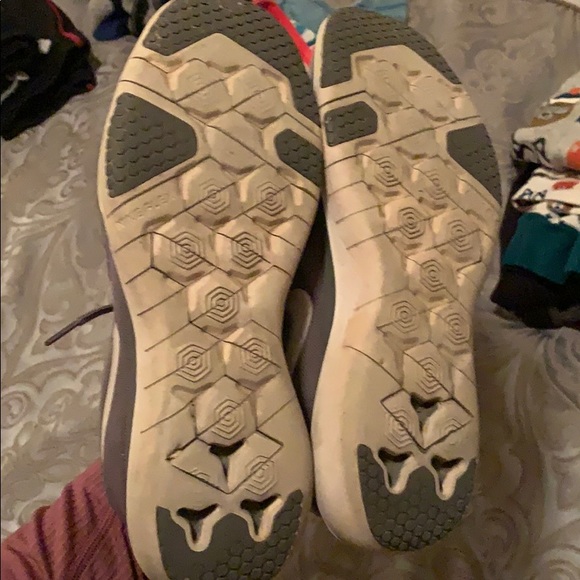 Nike tennis shoes - Picture 4 of 4